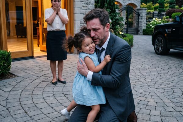 A Billionaire Returned After Thirty Days and Froze When His Maid’s Toddler Called Him Daddy—Then Her Mother Revealed Why