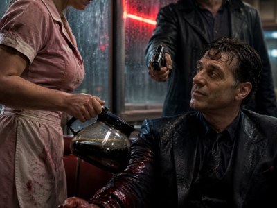 A Bleeding Mafia Boss Slammed His Fist on a Poor Waitress’s Counter and Ordered Her Around—Until She Raised a Pot of Boiling Coffee, Warned Him to Shout at Her One More Time, and Made the Most Feared Man in the City Lower His Voice